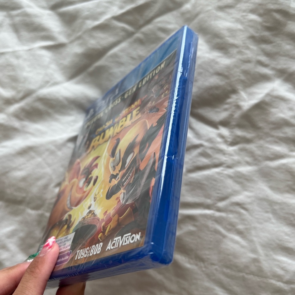 PS4Crash Team Rumble - never opened - Picture 2 of 4